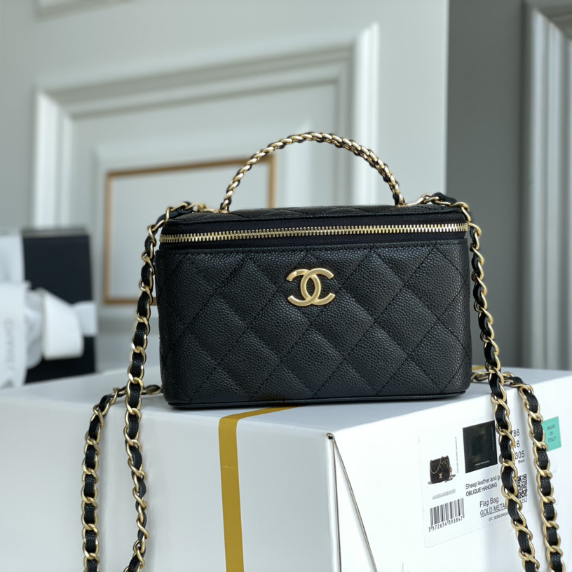 Chanel Cosmetic Bags - Click Image to Close